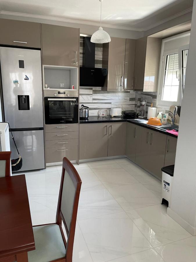 2-Bedroom Luxury Family Home Flogita Exterior photo